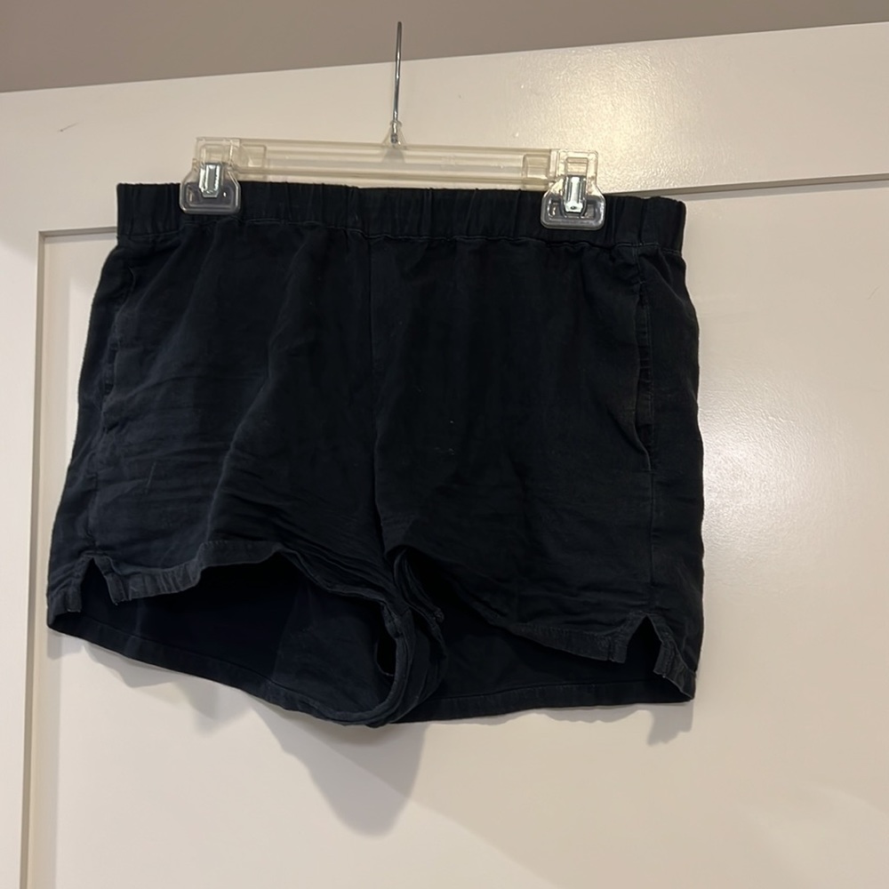 Madewell Pull On Black Shorts